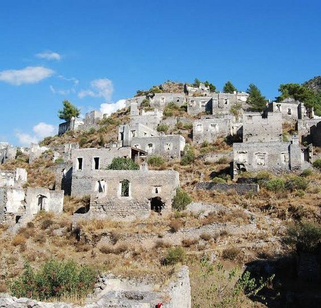 Kayaköy’e Ziyaretçi Akını Sürüyor